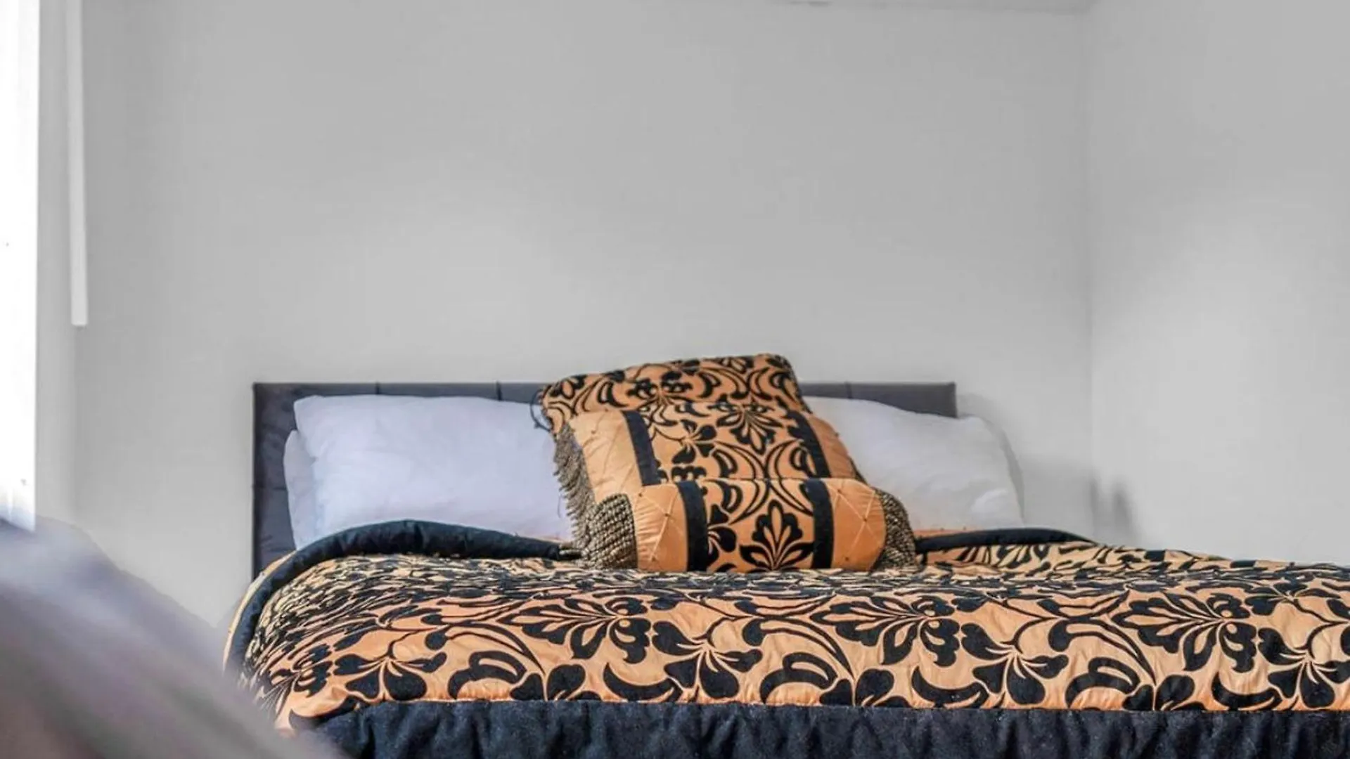 Charming Edinburgh Guest Room With Private Entrance 5 Min Buses To City Centre 게스트하우스